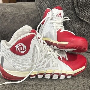 Adidas Derrick Rose Red and White High-Top Sneakers men’s 16 new without box